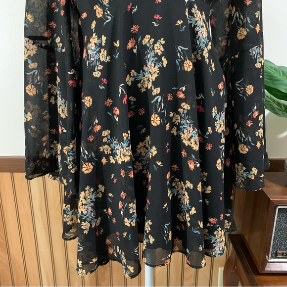 Free People Chiffon Lilou Black Floral Faux Wrap Mini Dress (Medium) - Picture 6 of 15